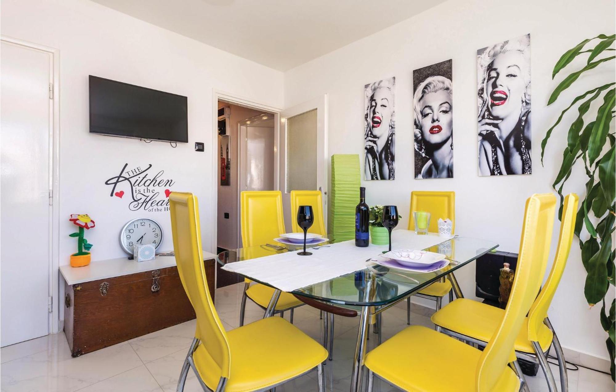 Gorgeous Apartment In Rijeka With Wifi Esterno foto